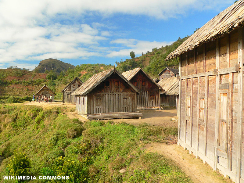 Zafimaniry Woodcraft Villages