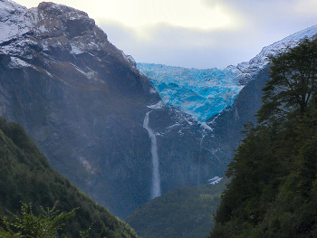 Colgante Glacier