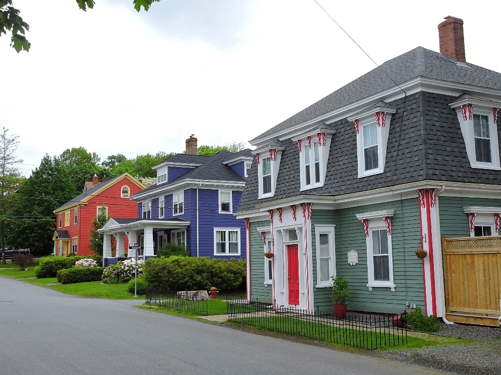 Lunenburg Homes