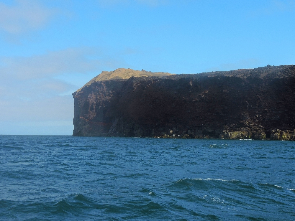 Surtsey cliffs