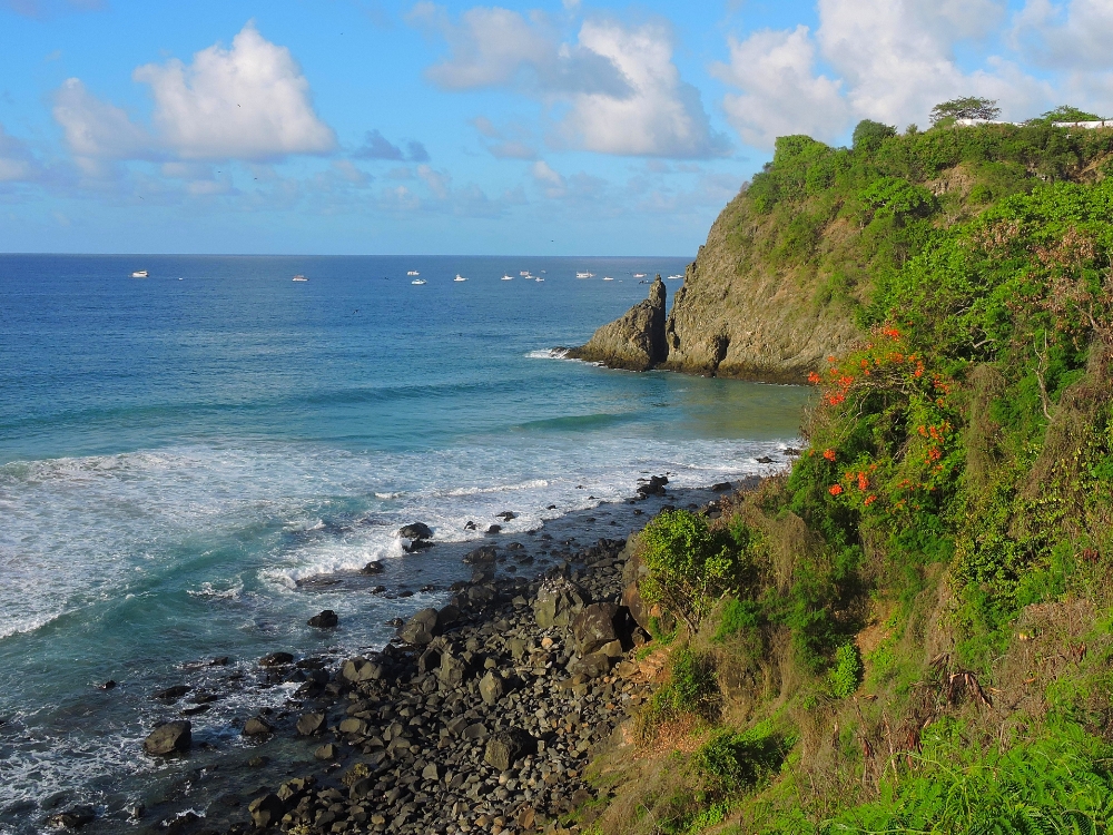 Fernando de Noronha shoreline Fernando de Noronha shoreline