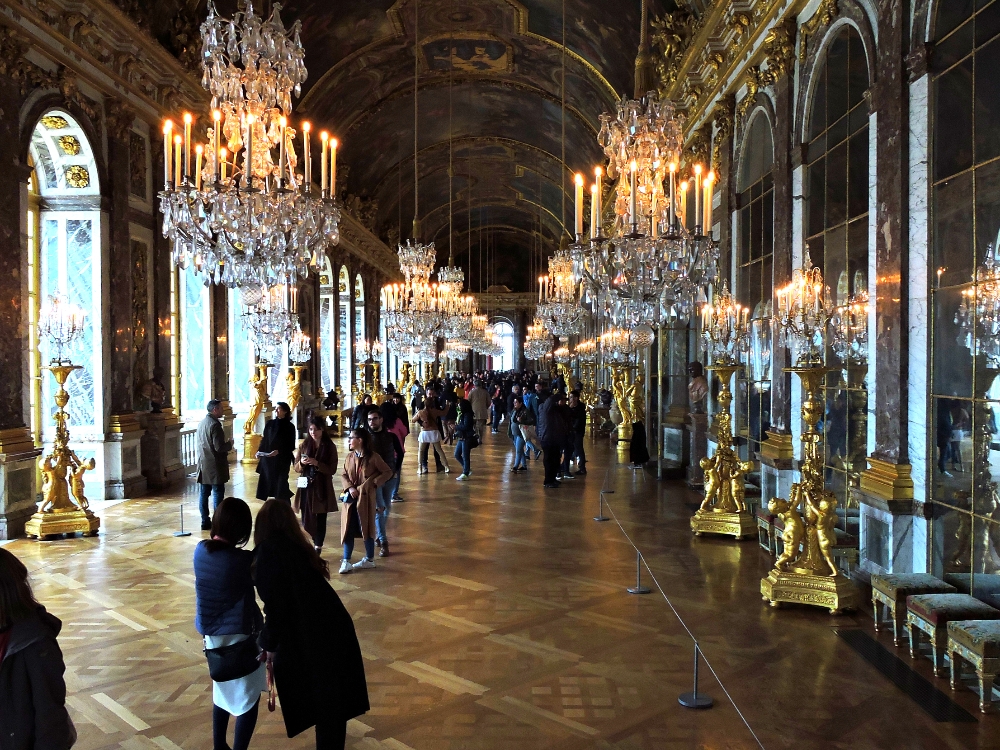  Hall of Mirrors 