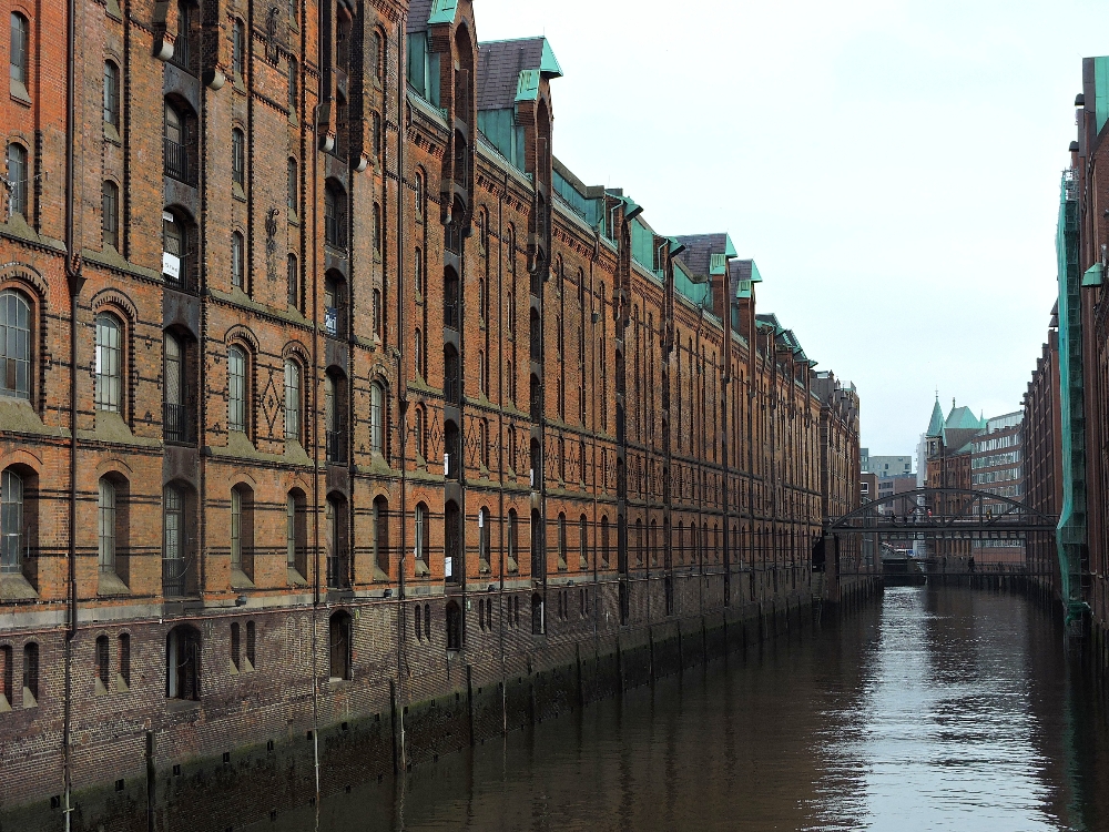 Warehouses and Canals Warehouses and Canals