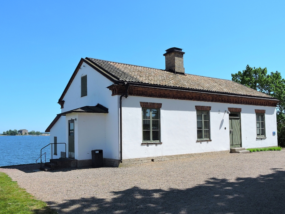  Quarantine House