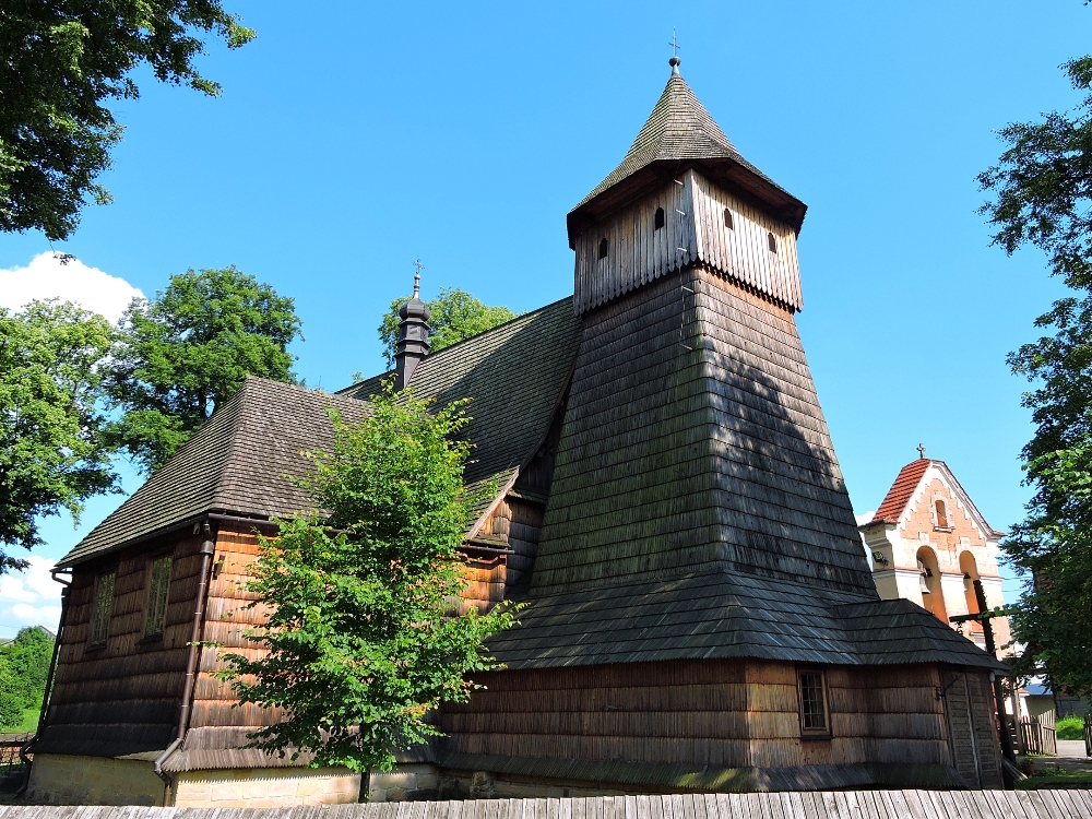  Binarowa Church