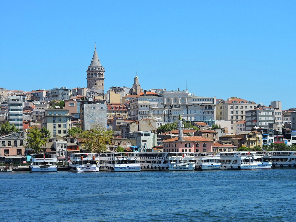  Istanbul Shoreline 