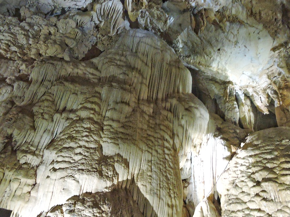  Lang Cave 