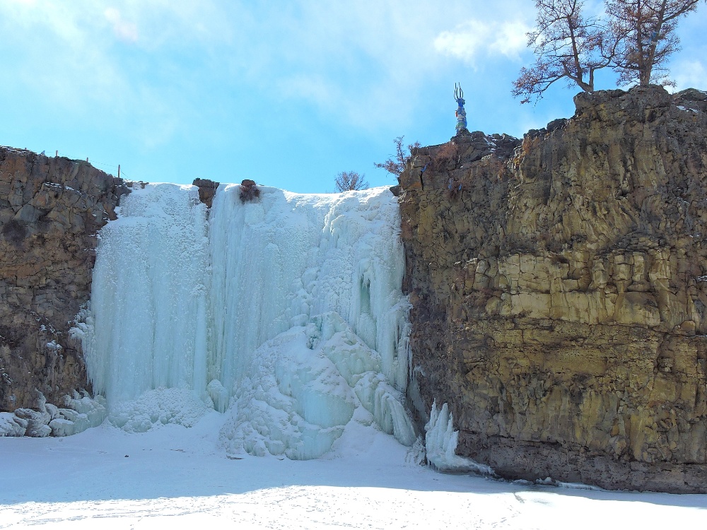  Orkhon Waterfall 