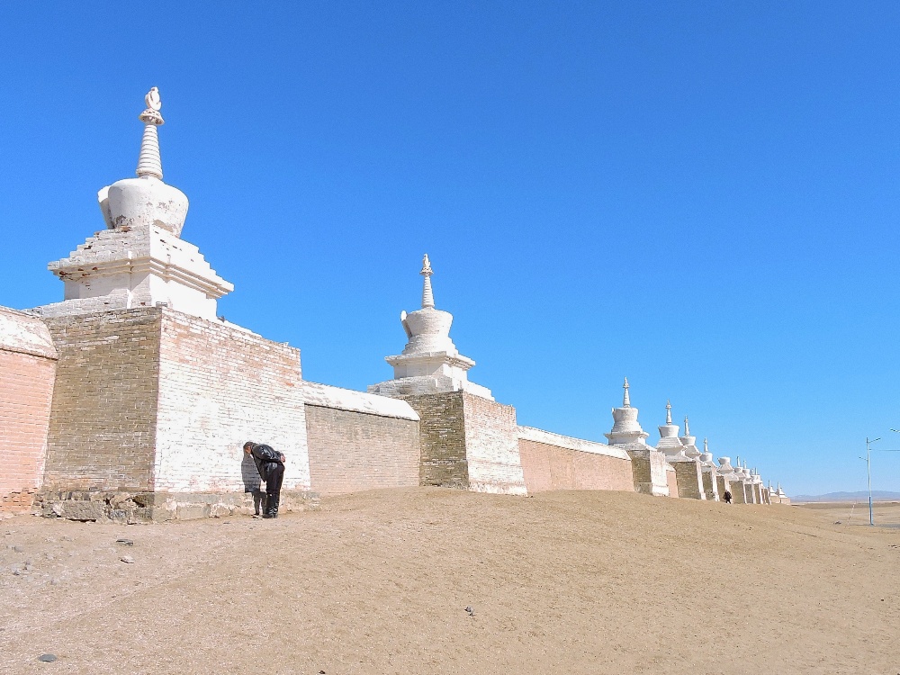  Erdene Zuu Monastery 